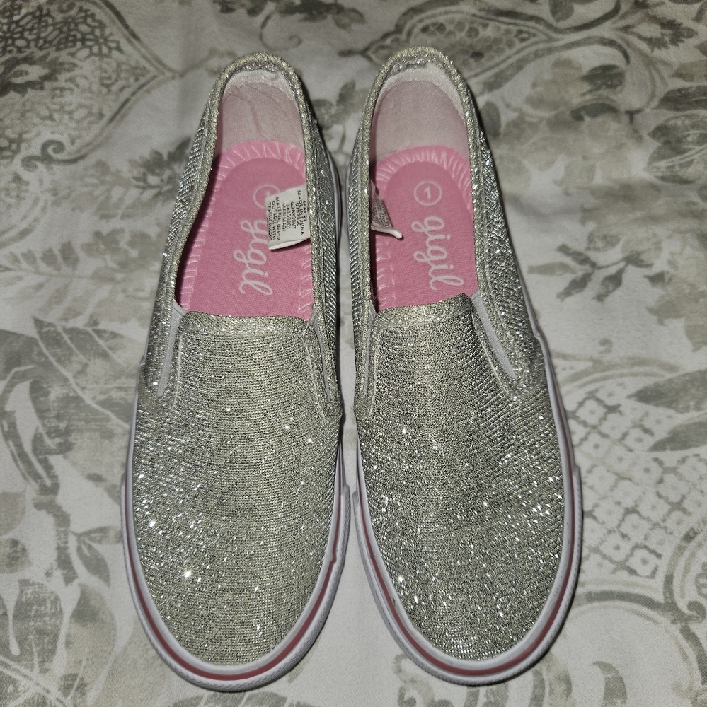 Gigil Silver Glitter Shoes - Size 1